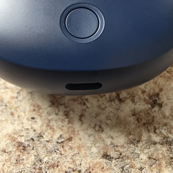 Bose Blue Earbuds Case - Picture 4 of 4